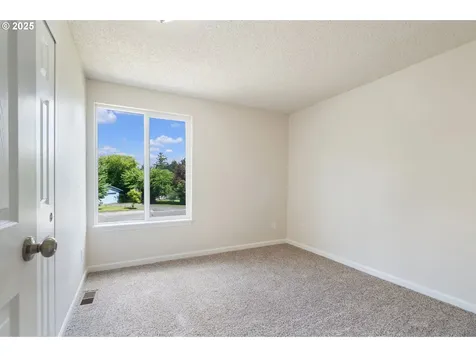3644 SE Harlow Court Troutdale OR 97060