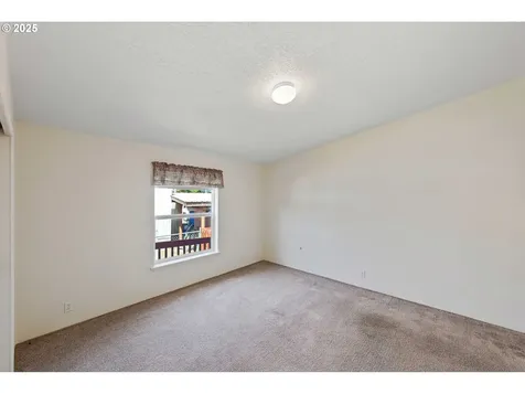 1920 Shorepines Drive Coos Bay OR 97420