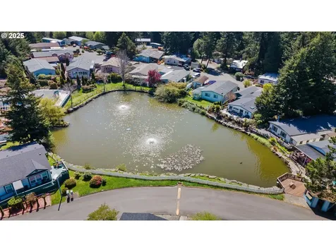 1920 Shorepines Drive Coos Bay OR 97420