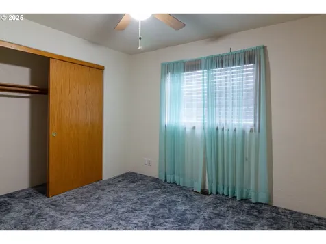 305 NW 9th Place Hermiston OR 97838