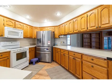 305 NW 9th Place Hermiston OR 97838