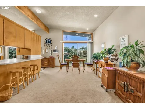 2205 N Country Club Drive Canby OR 97013