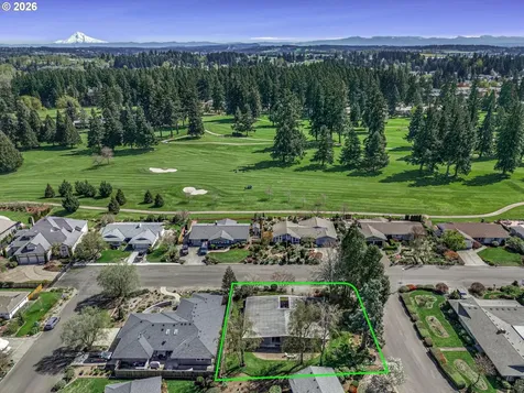 2205 N Country Club Drive Canby OR 97013