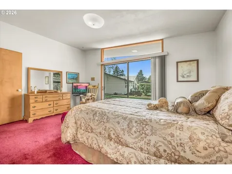 2205 N Country Club Drive Canby OR 97013
