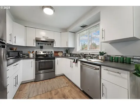 9840 SW 90th Avenue Portland OR 97223