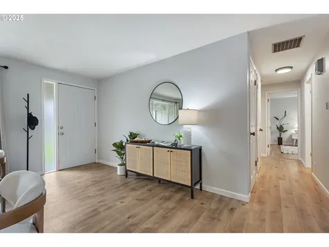 9840 SW 90th Avenue Portland OR 97223