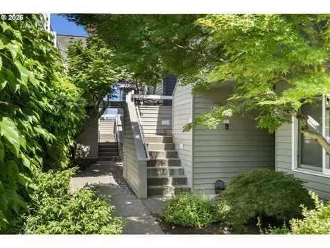 75 N Hayden Bay Drive Portland OR 97217