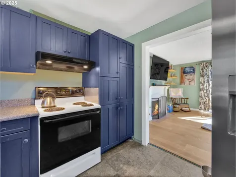 19130 NE Wasco Court Portland OR 97230