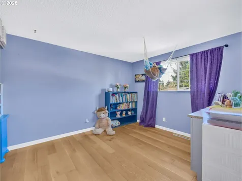 19130 NE Wasco Court Portland OR 97230