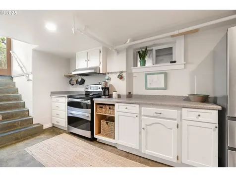 4134 N Concord Avenue Portland OR 97217