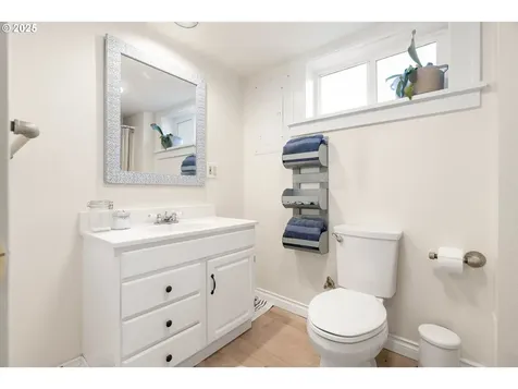4134 N Concord Avenue Portland OR 97217