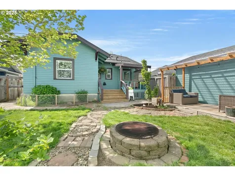 4134 N Concord Avenue Portland OR 97217