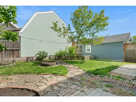4134 N Concord Avenue Portland OR 97217