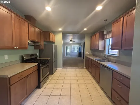 2417 N Fir Street La Grande OR 97850