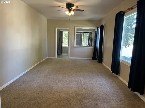 2417 N Fir Street La Grande OR 97850