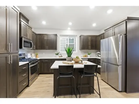 31066 NW Brooking Street North Plains OR 97133