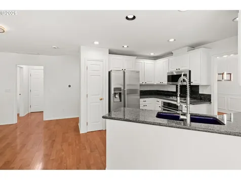 12241 SW 18th Avenue Portland OR 97219