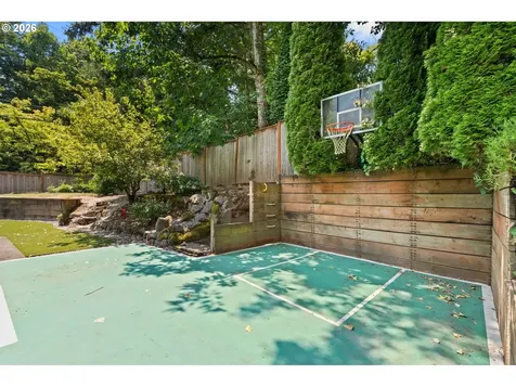12241 SW 18th Avenue Portland OR 97219