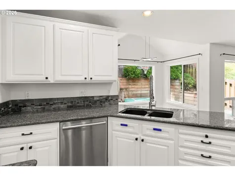 12241 SW 18th Avenue Portland OR 97219