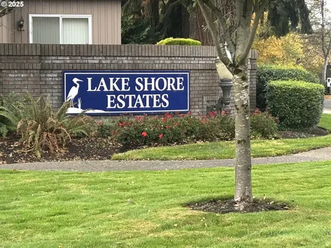 1880 Lake Cove Avenue Eugene OR 97408