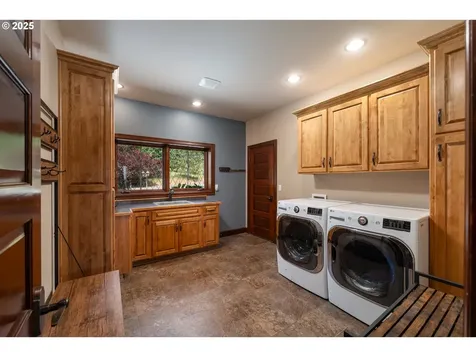 9684 Ankeny Crest Lane S Salem OR 97306