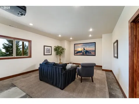 9684 Ankeny Crest Lane S Salem OR 97306