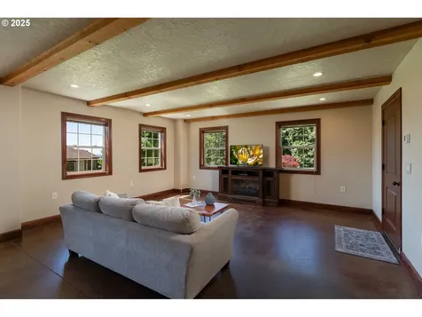 9684 Ankeny Crest Lane S Salem OR 97306