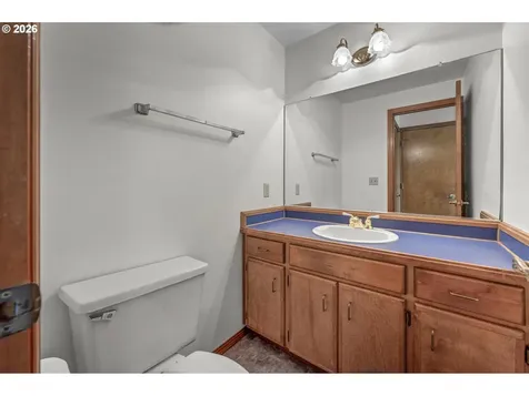 7560 SW 79th Avenue Portland OR 97223