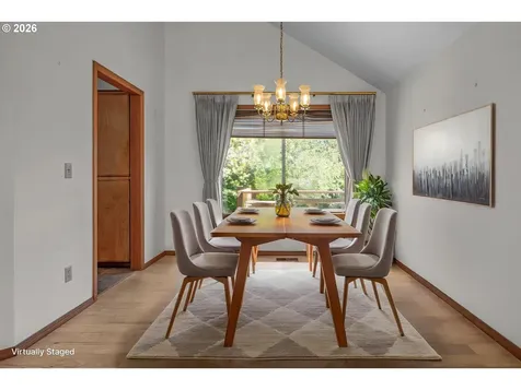 7560 SW 79th Avenue Portland OR 97223