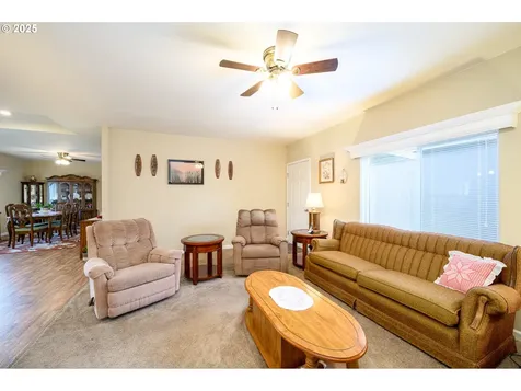 4155 NE Three Mile Lane Mcminnville OR 97128