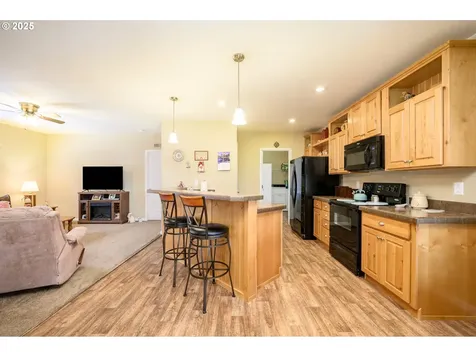 4155 NE Three Mile Lane Mcminnville OR 97128