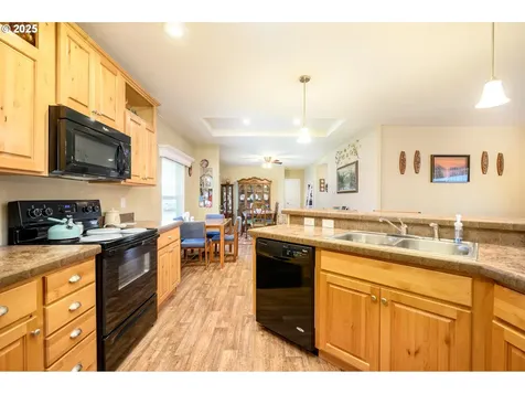 4155 NE Three Mile Lane Mcminnville OR 97128