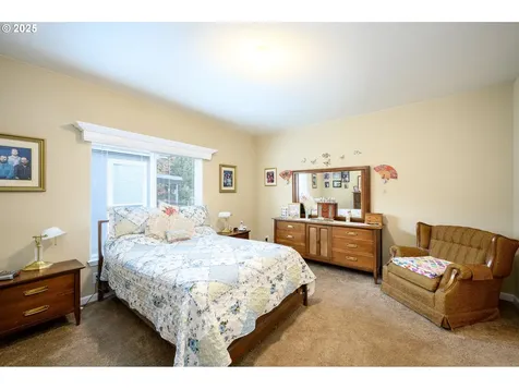 4155 NE Three Mile Lane Mcminnville OR 97128