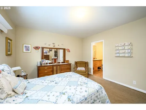 4155 NE Three Mile Lane Mcminnville OR 97128
