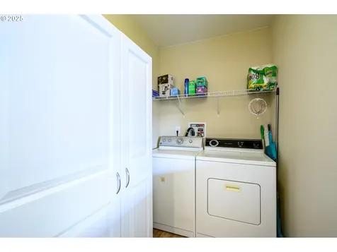 4155 NE Three Mile Lane Mcminnville OR 97128