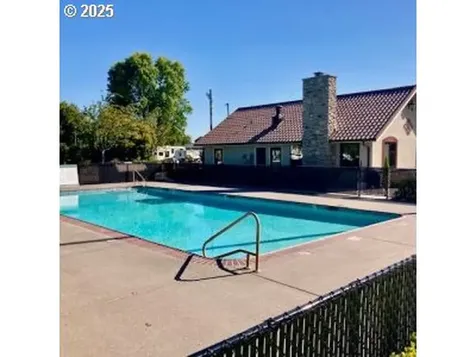 4155 NE Three Mile Lane Mcminnville OR 97128