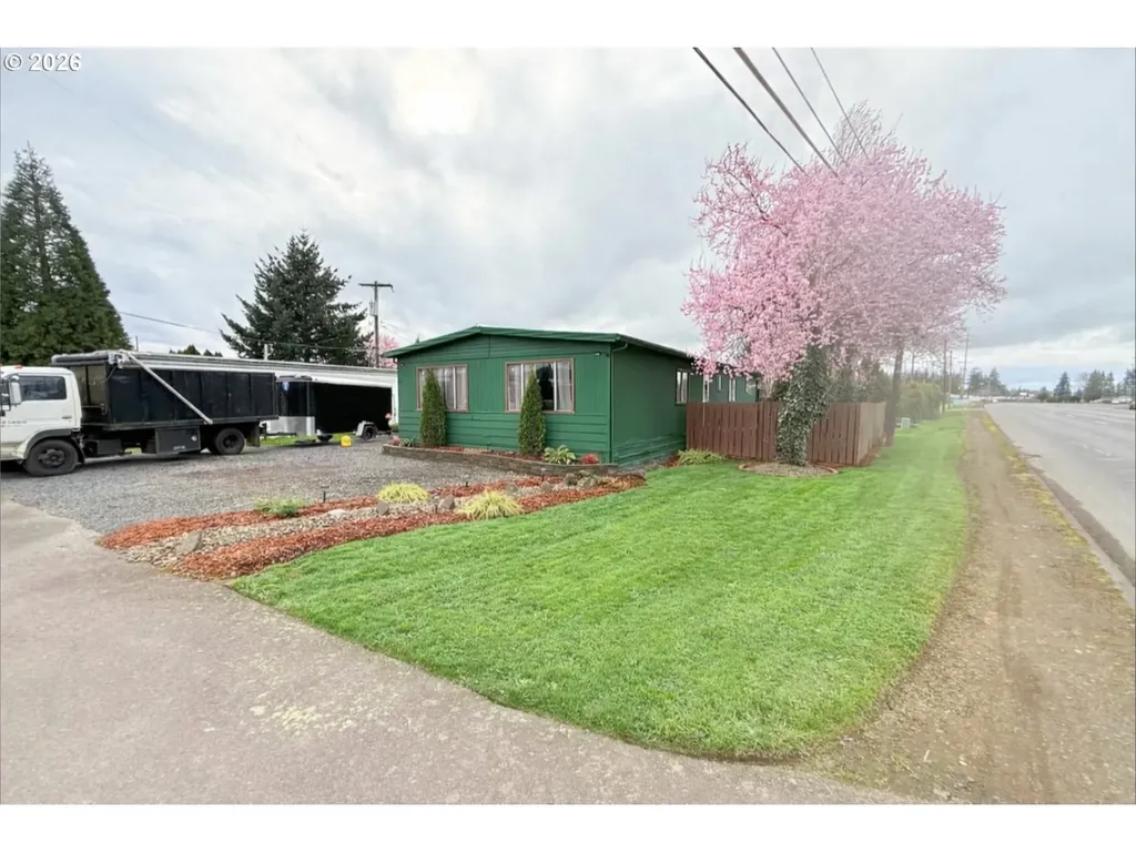 4170 S Santiam Highway Lebanon OR 97355