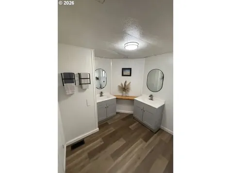 4170 S Santiam Highway Lebanon OR 97355