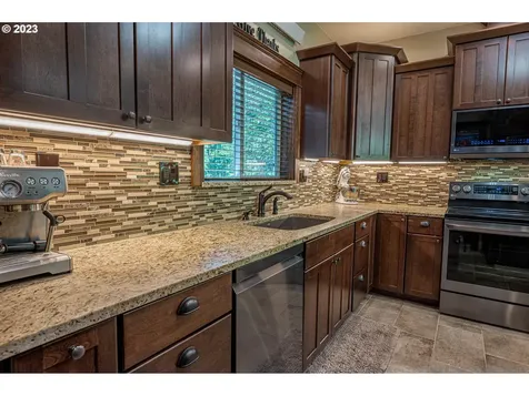 94517 Shelley Lane Coquille OR 97423