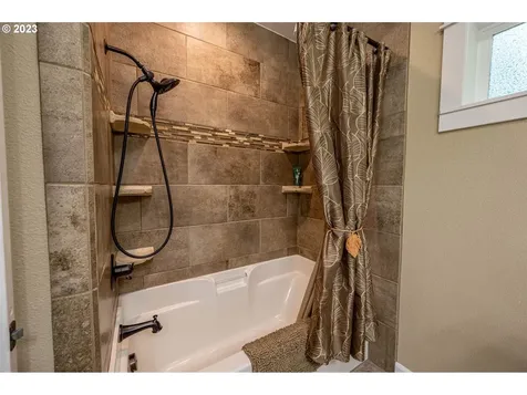 94517 Shelley Lane Coquille OR 97423