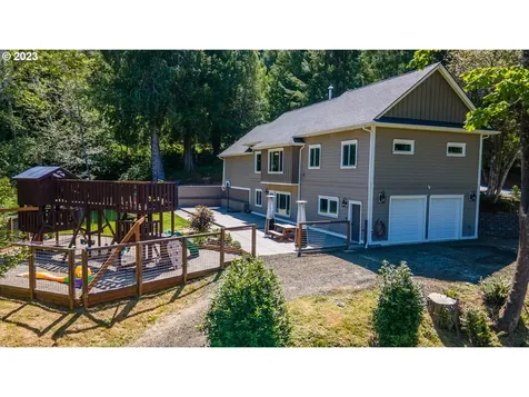 94517 Shelley Lane Coquille OR 97423