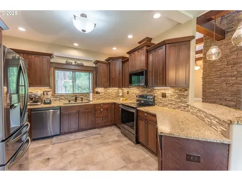94517 Shelley Lane Coquille OR 97423