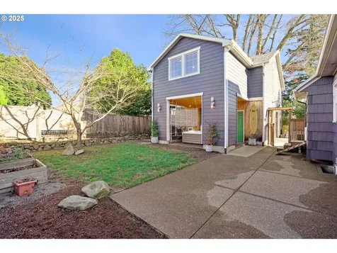 4009 SE Bybee Boulevard Portland OR 97202