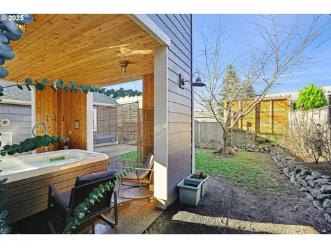 4009 SE Bybee Boulevard Portland OR 97202