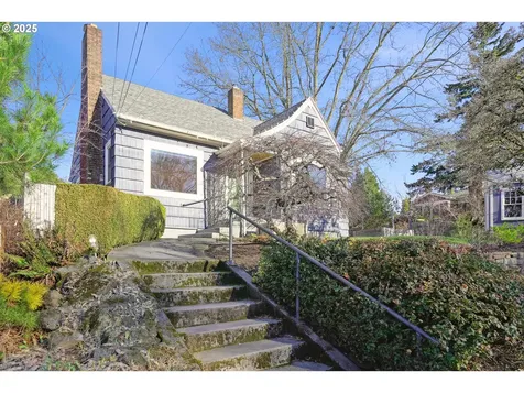 4009 SE Bybee Boulevard Portland OR 97202