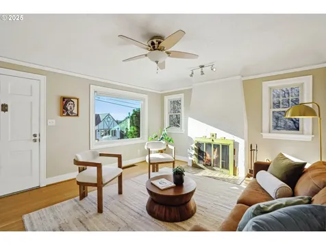 4009 SE Bybee Boulevard Portland OR 97202