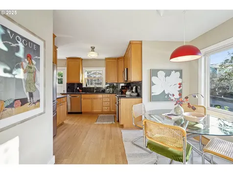 4009 SE Bybee Boulevard Portland OR 97202