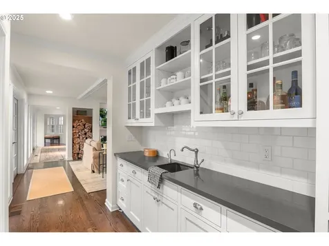 22323 SW 55th Avenue Tualatin OR 97062