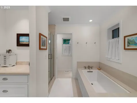 22323 SW 55th Avenue Tualatin OR 97062