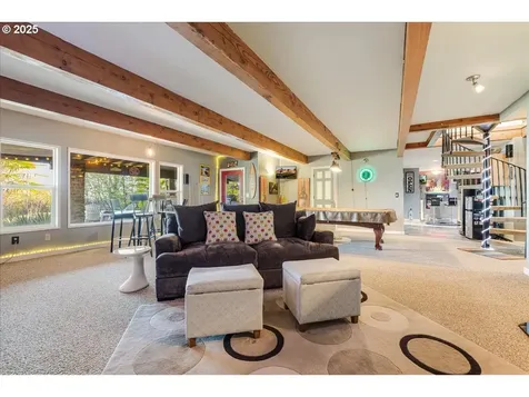 791 SW Red Hills Drive Dundee OR 97115